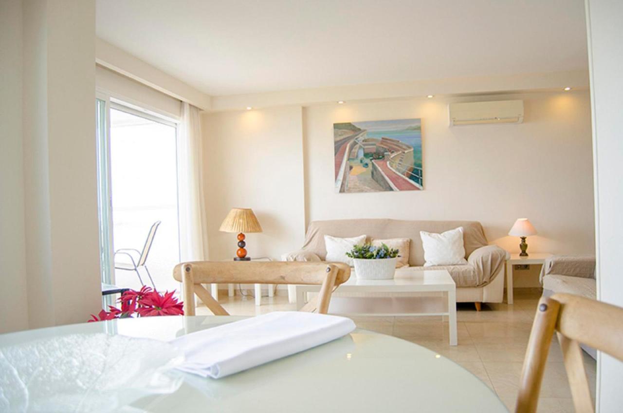 Apartamentos Terrasol 1ª Linea Playa Los Angeles Torre Del Mar Luaran gambar